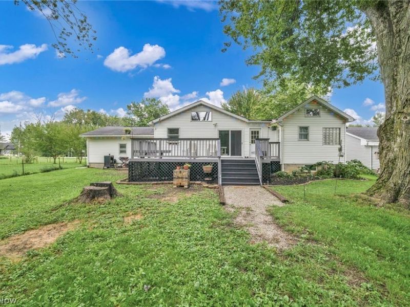 5803 Russia Road, Amherst, OH 44001 Photo 6