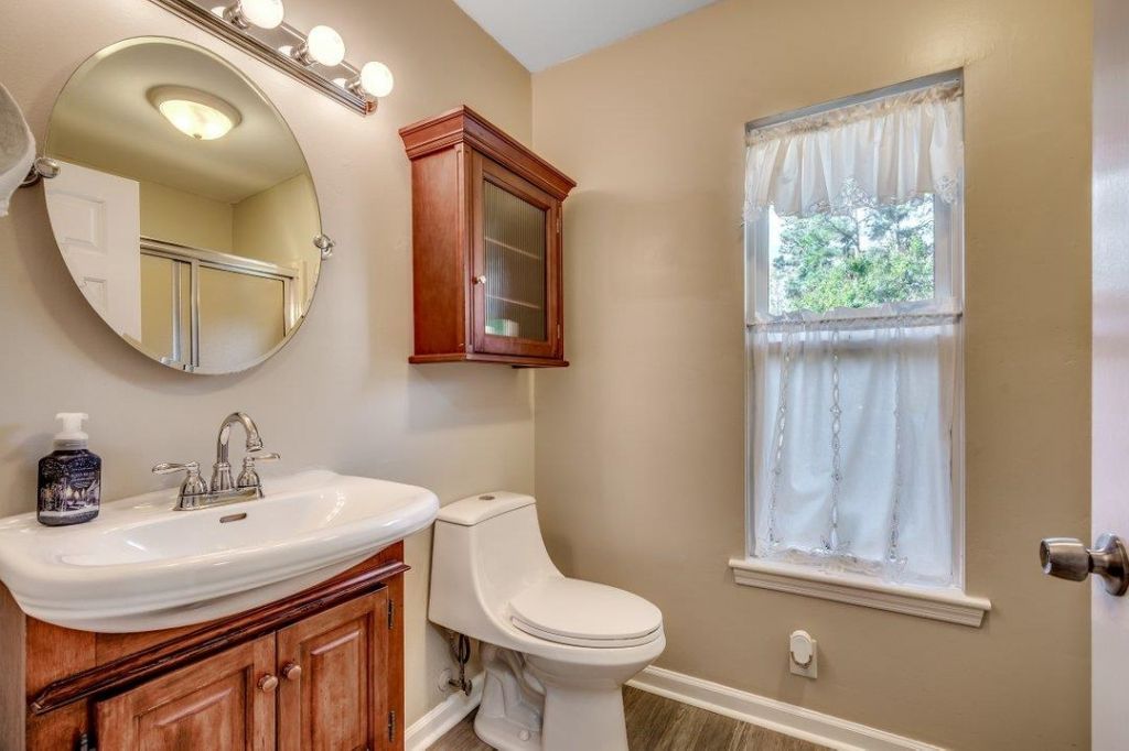 109 Hickory Dr. Photo 9