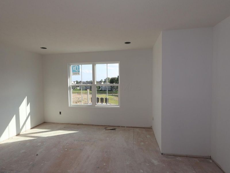 534 Creekside Loop S, Pataskala, OH 43062 Photo 12