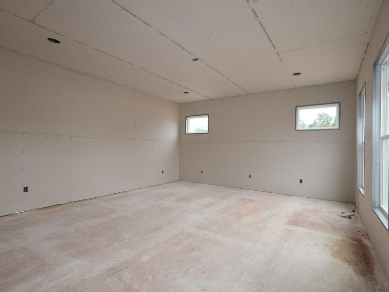 534 Creekside Loop S, Pataskala, OH 43062 Photo 5