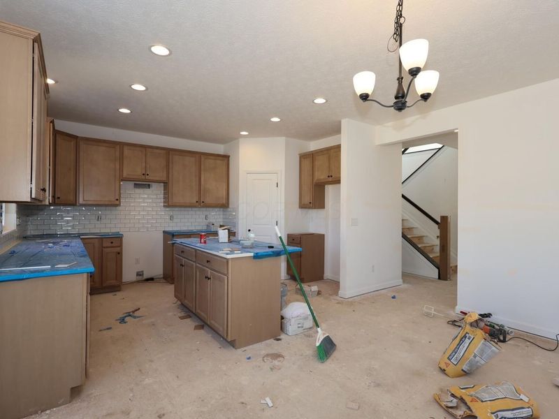 534 Creekside Loop S, Pataskala, OH 43062 Photo 7