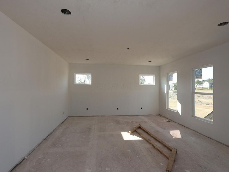 534 Creekside Loop S, Pataskala, OH 43062 Photo 7