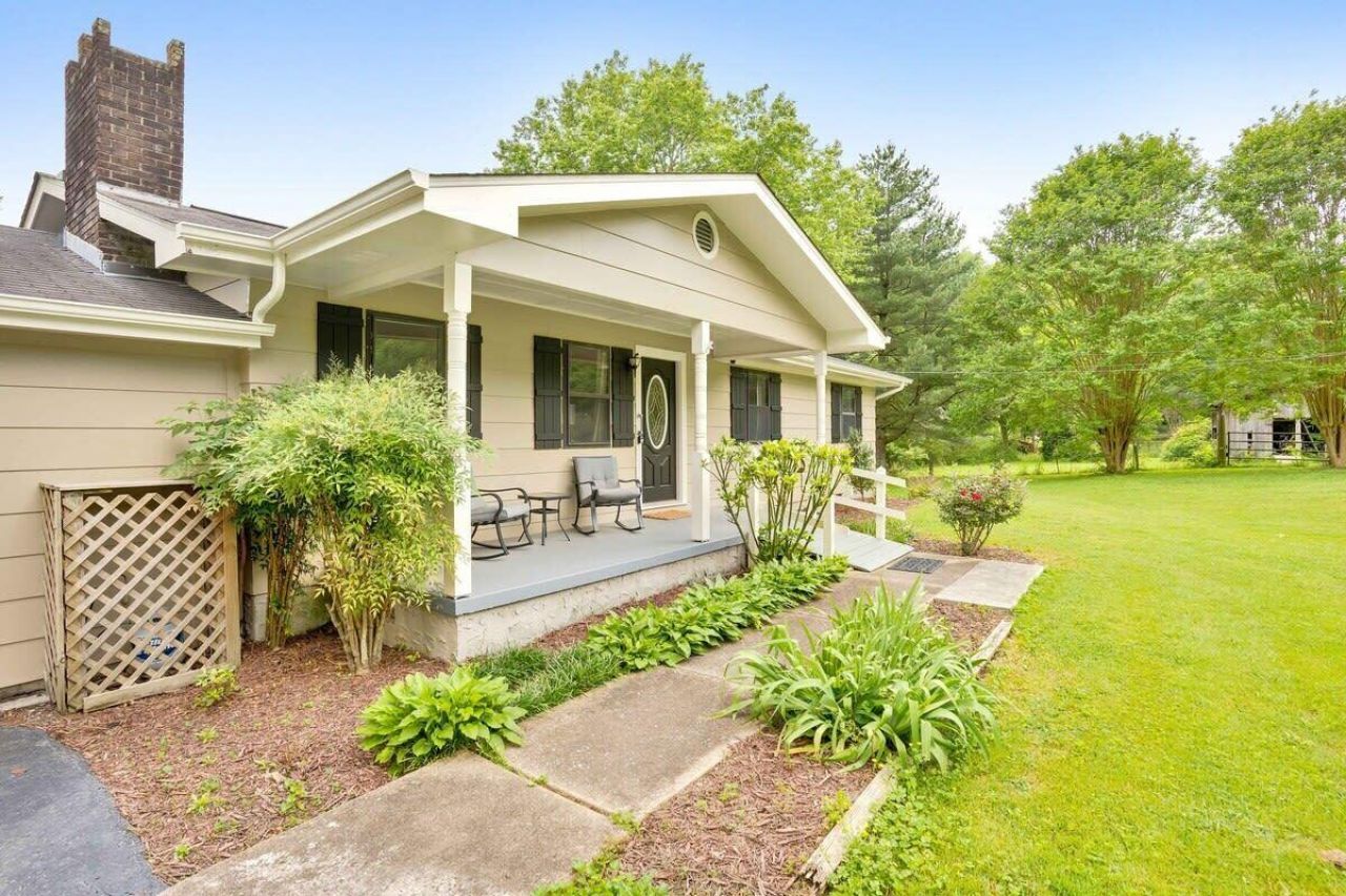 404 Keller Road Rossville, GA 30741