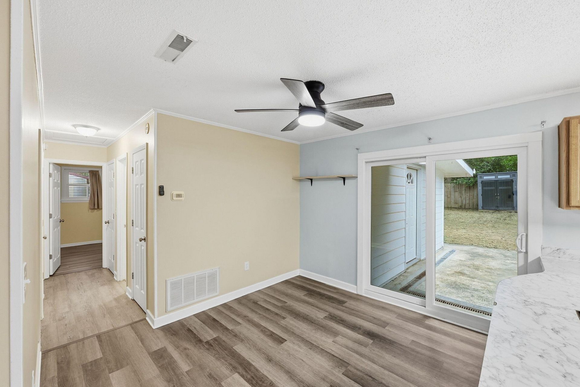 221 Barshay Drive Photo 15