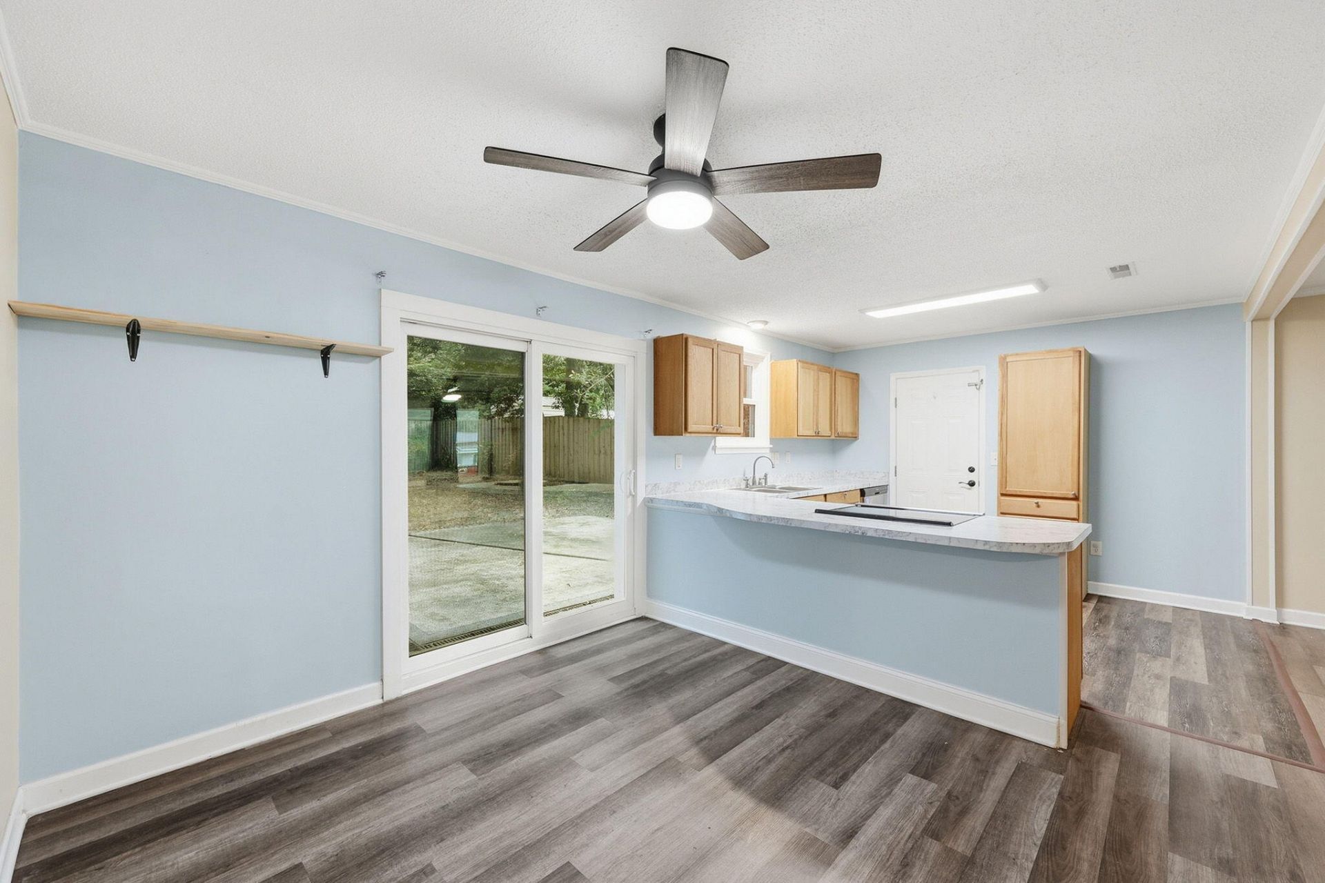 221 Barshay Drive Photo 17