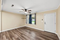 221 Barshay Drive photo 4
