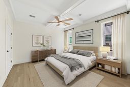 64 Lee Street photo 4