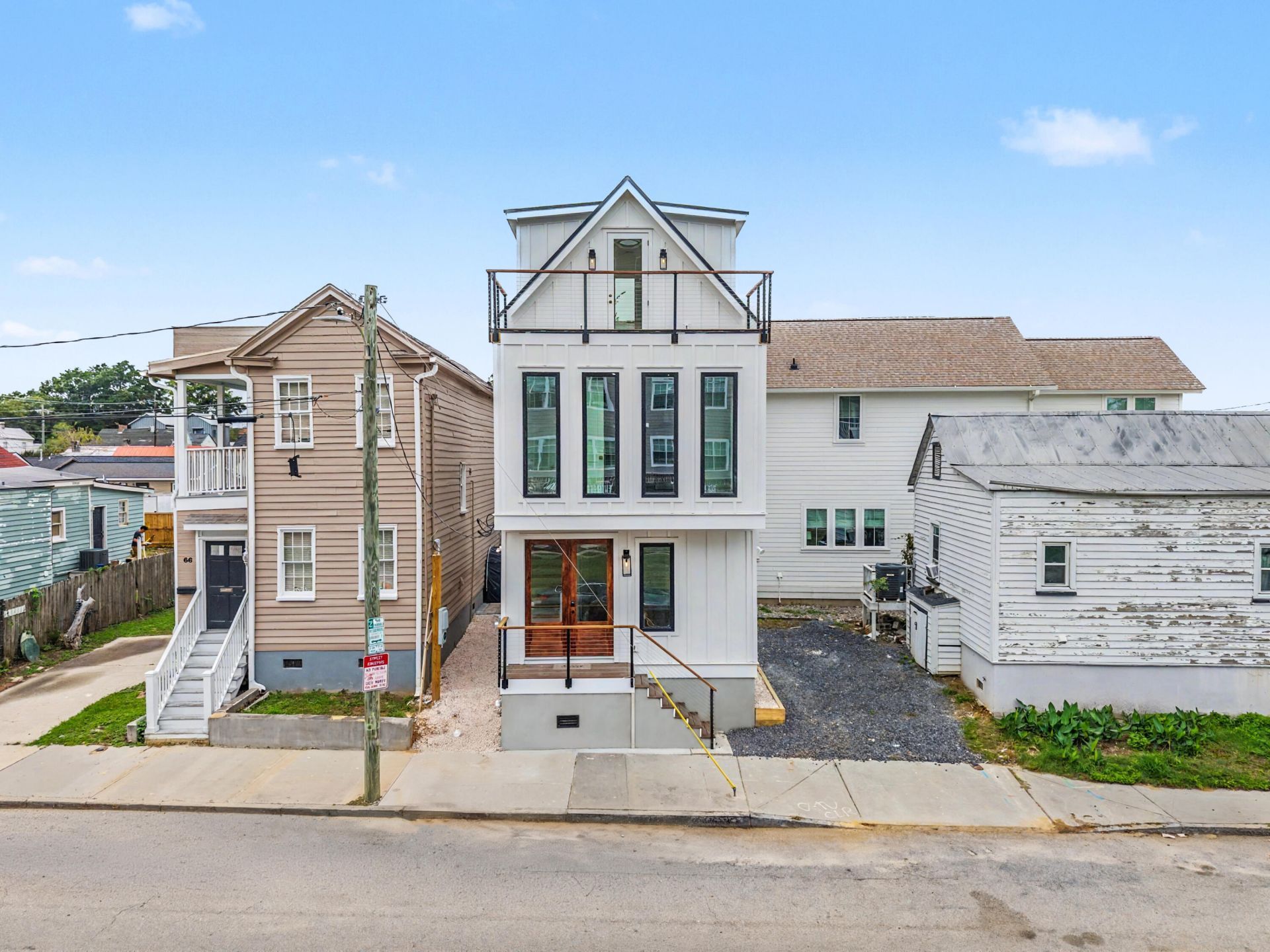 64 Lee Street Photo 4