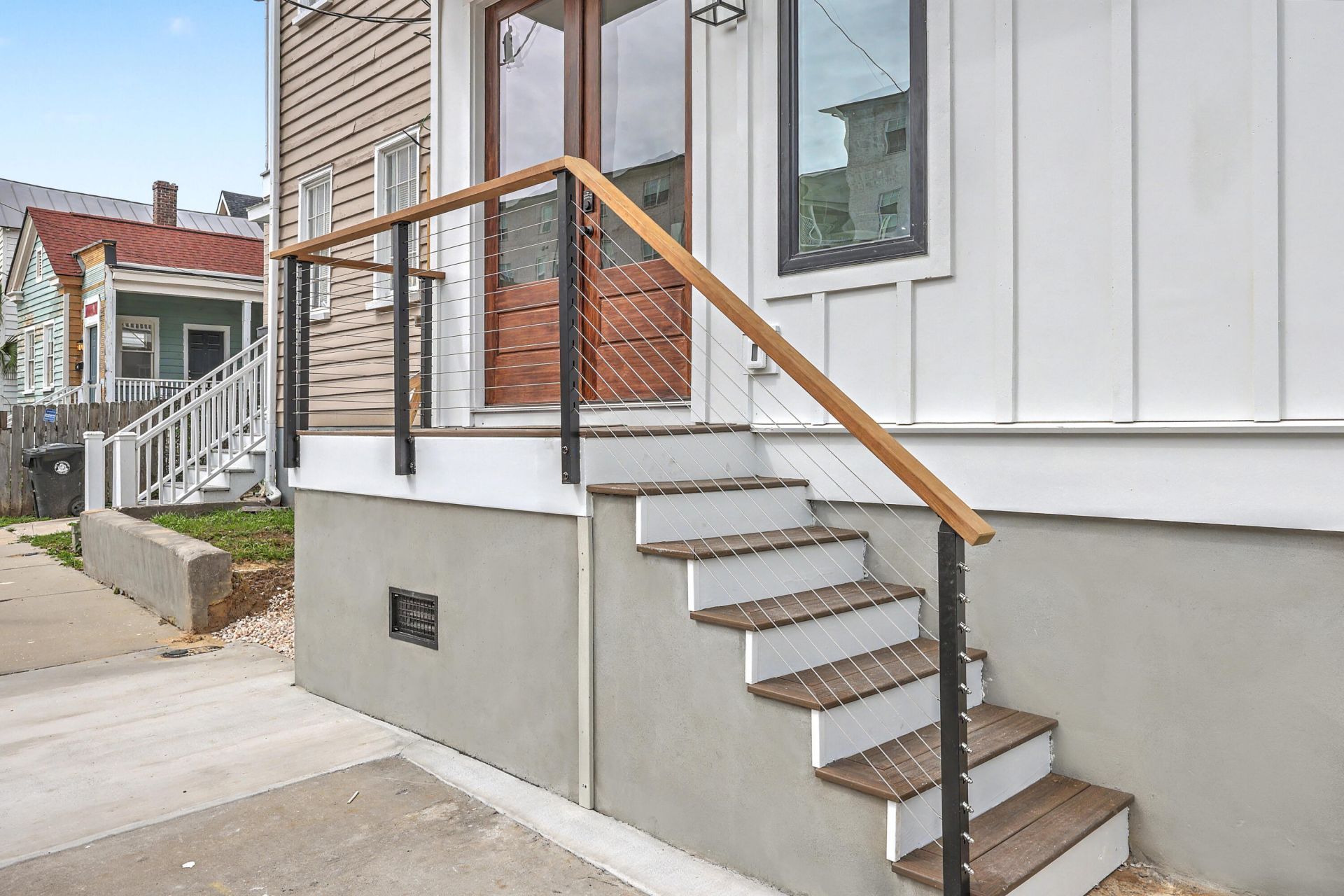 64 Lee Street Photo 6