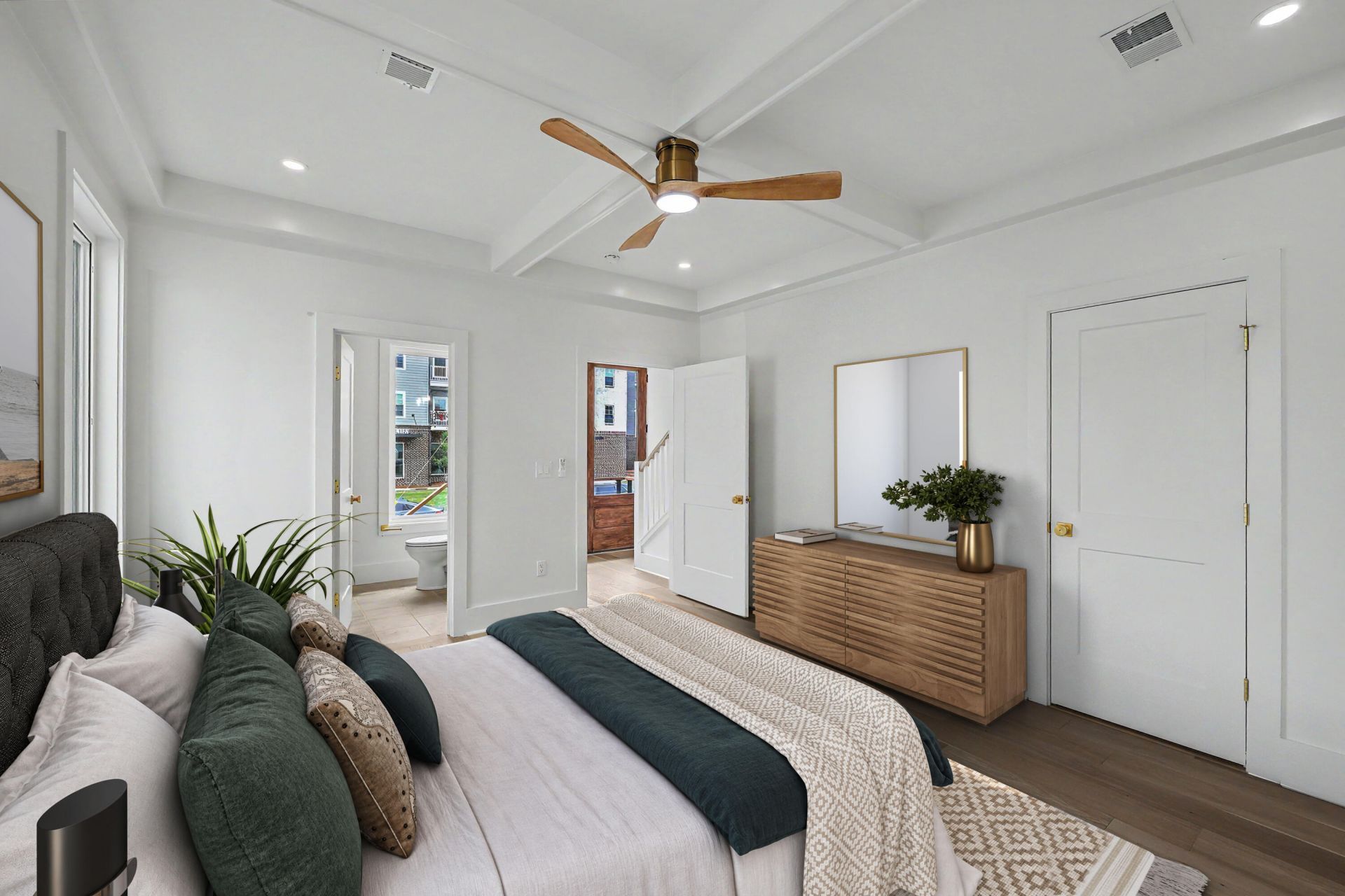 64 Lee Street Photo 9