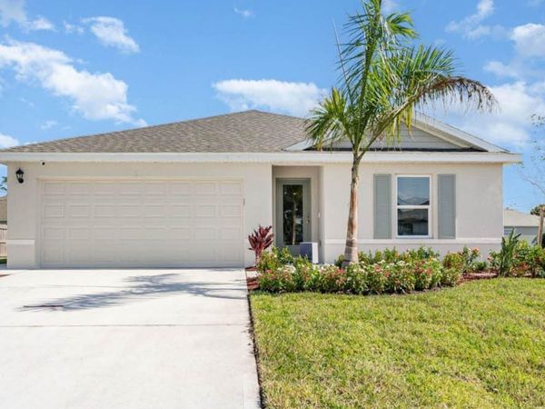 1492 Morning Walk Drive, Ormond Beach, FL 32174