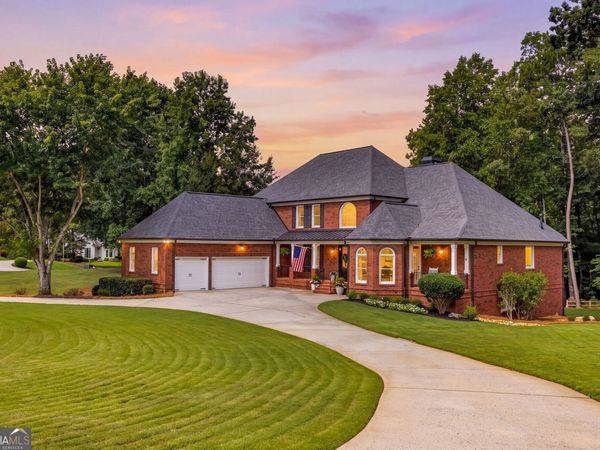 190 Oakhurst Leaf Drive, Milton, GA 30004