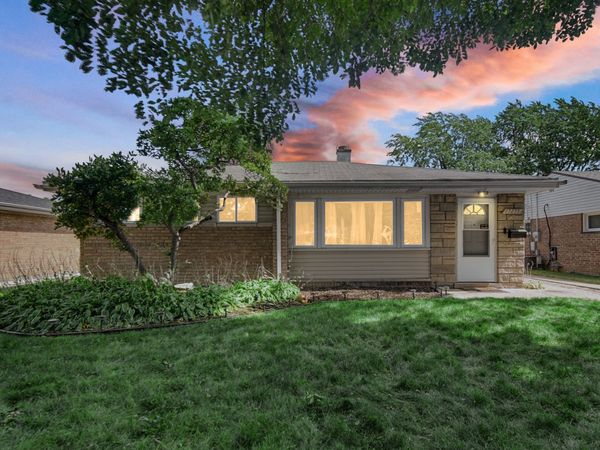 17233 Walter Street, Lansing, IL 60438