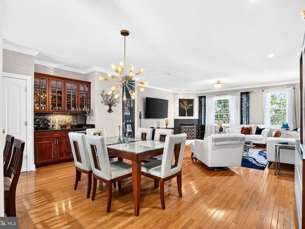 102 DICKINSON, PHILADELPHIA, PA 19147