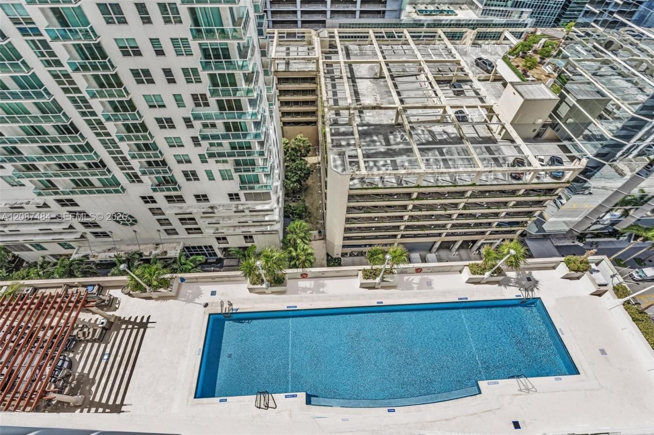 1200 Brickell Bay Dr, Unit 2119, Miami, FL 33131 Photo