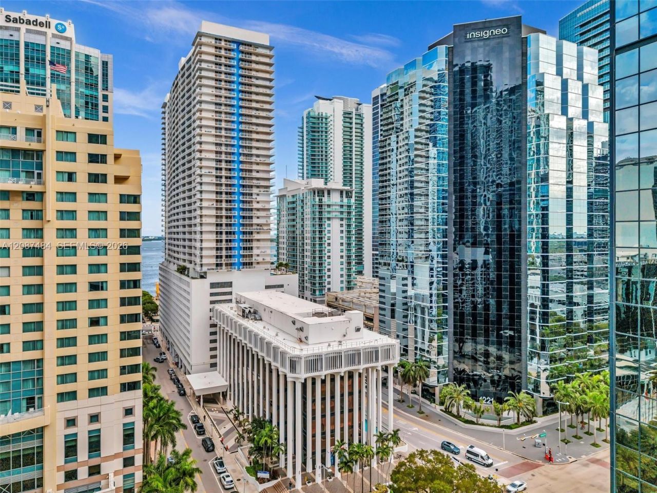 1200 Brickell Bay Dr, Unit 2119, Miami, FL 33131 Photo