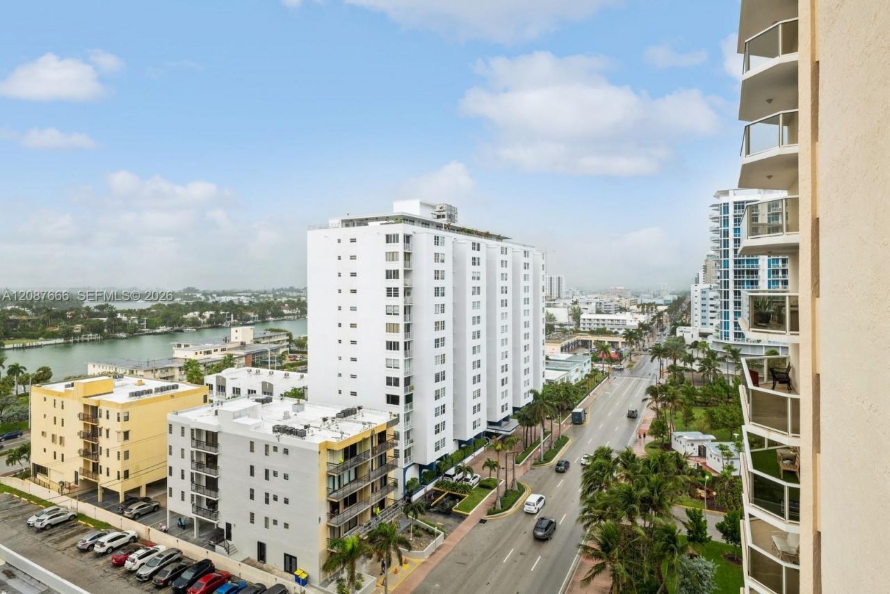 6423 Collins Ave, Unit 1201, Miami Beach, FL 33141 Photo