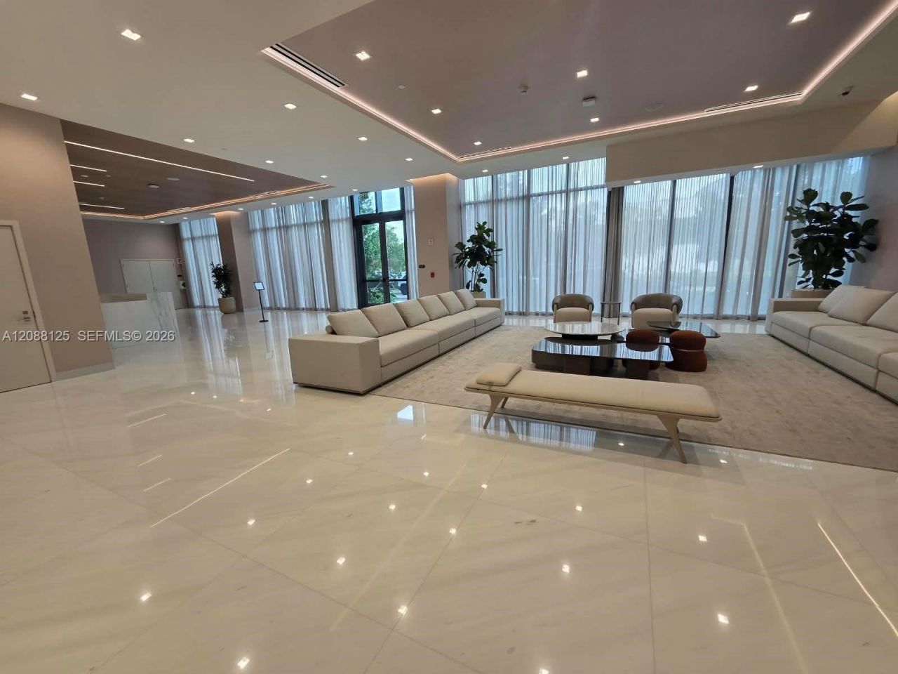 1170 E Hallandale Beach Blvd, Unit 1105, Hallandale Beach, FL 33009 Photo