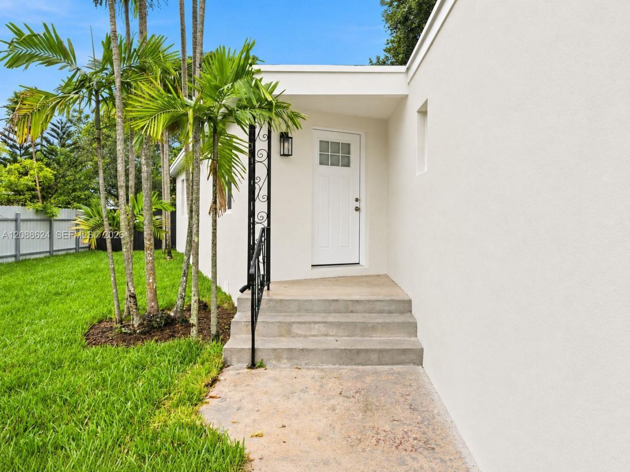 380 NW 130th St, North Miami, FL 33168 Photo