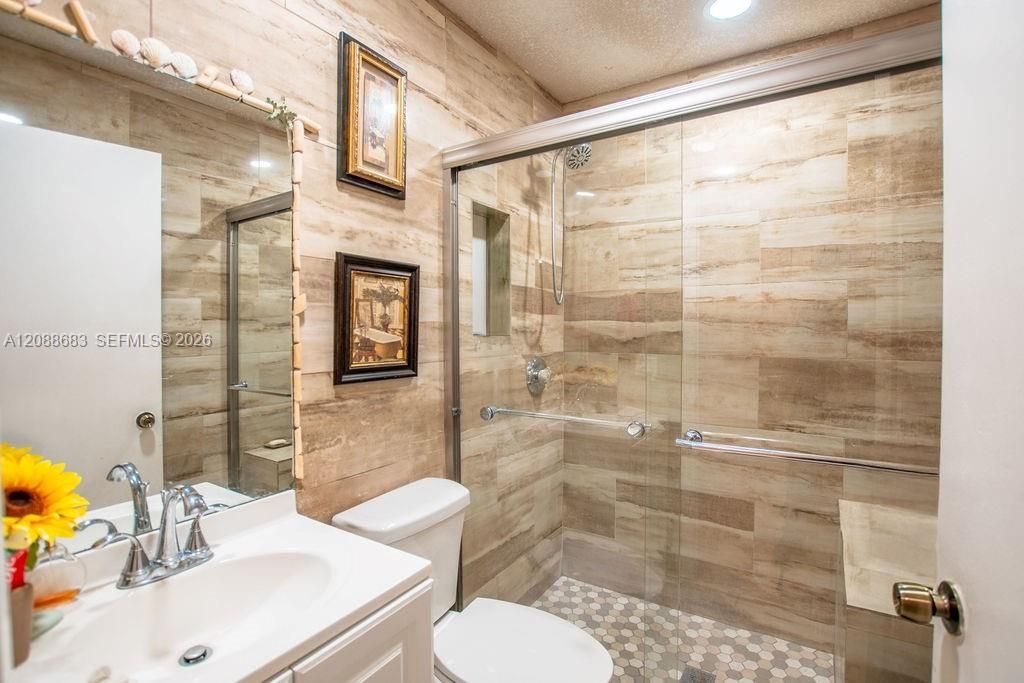 1111 San Remo Cir, Homestead, FL 33035 Photo