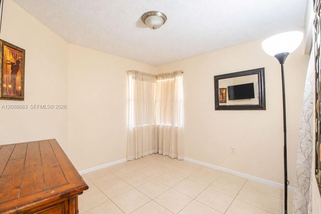 1111 San Remo Cir, Homestead, FL 33035 Photo