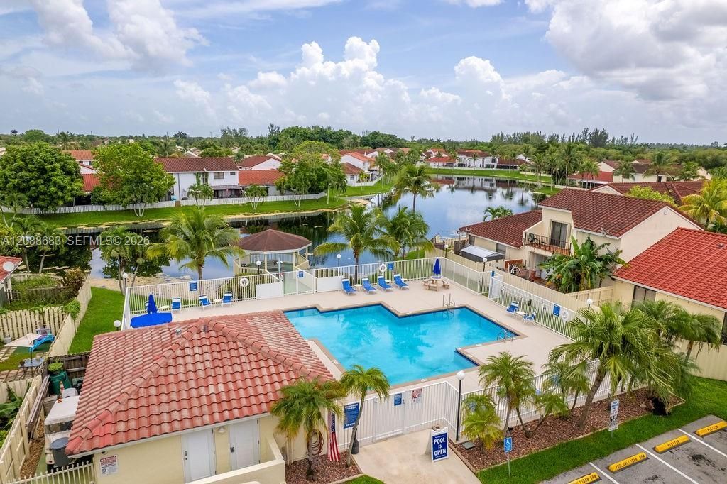 1111 San Remo Cir, Homestead, FL 33035 Photo