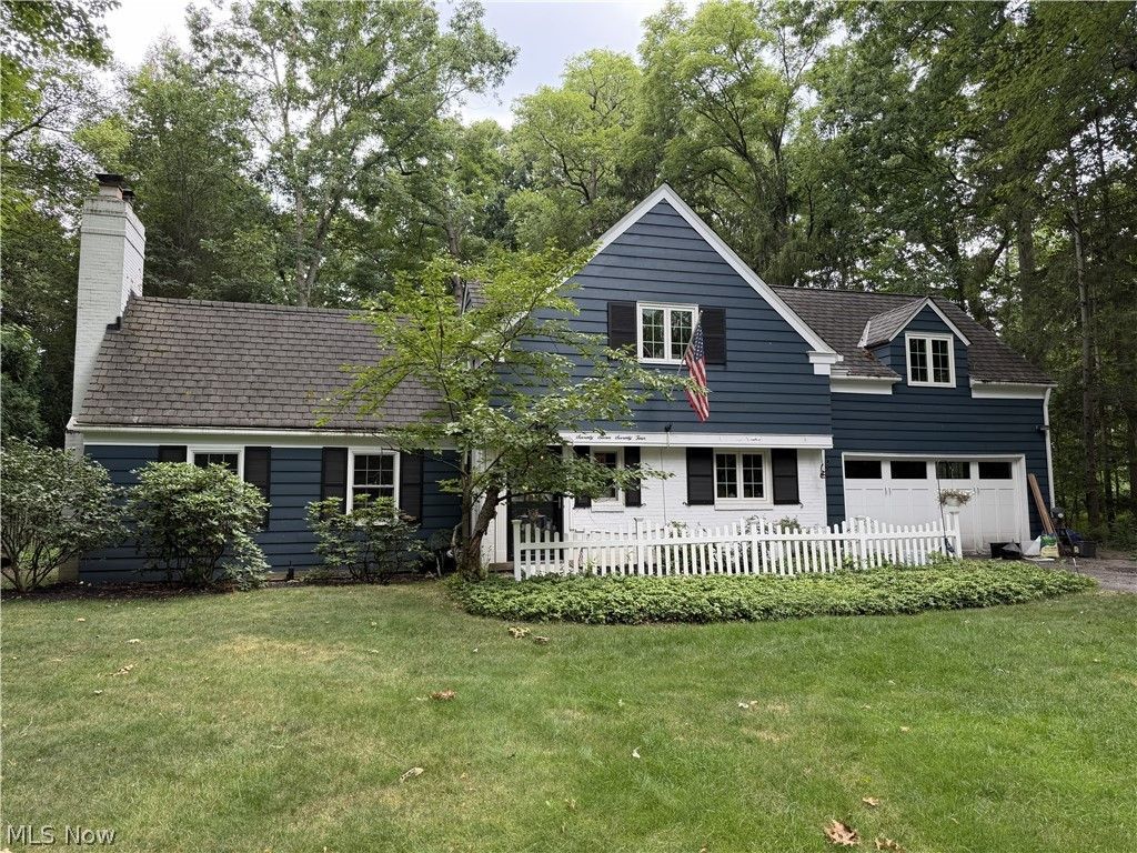 7774 Oakhurst Circle, Brecksville, OH 44141 Main Photo