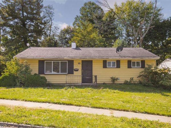 17614 Rook Circle , Cleveland, OH 44112