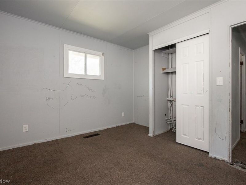 17614 Rook Circle , Cleveland, OH 44112 Photo 16