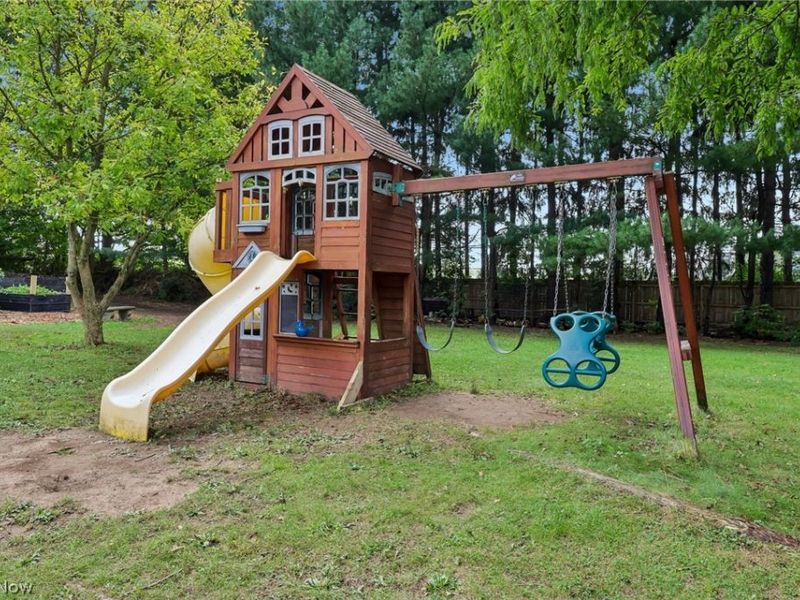 21 Harmony Hills Drive, Akron, OH 44321 Photo 37