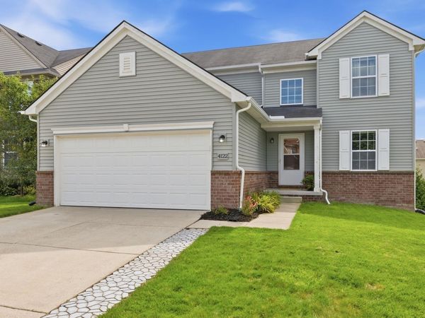 4122 Ash Tree Lane, Howell, MI 48843