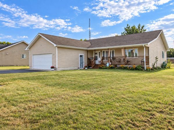 1005 Virginia Lane , Knox, IN 46534