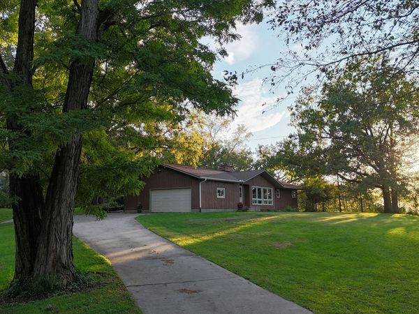7922 78th Avenue , Milan, IL 61264