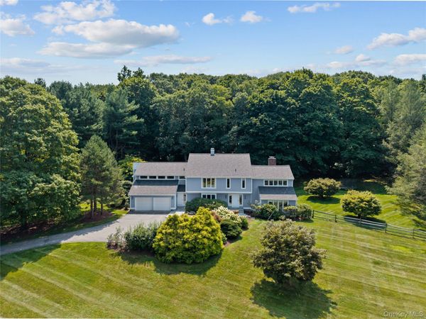 25 Charles Road , Bedford Corners, NY 10549