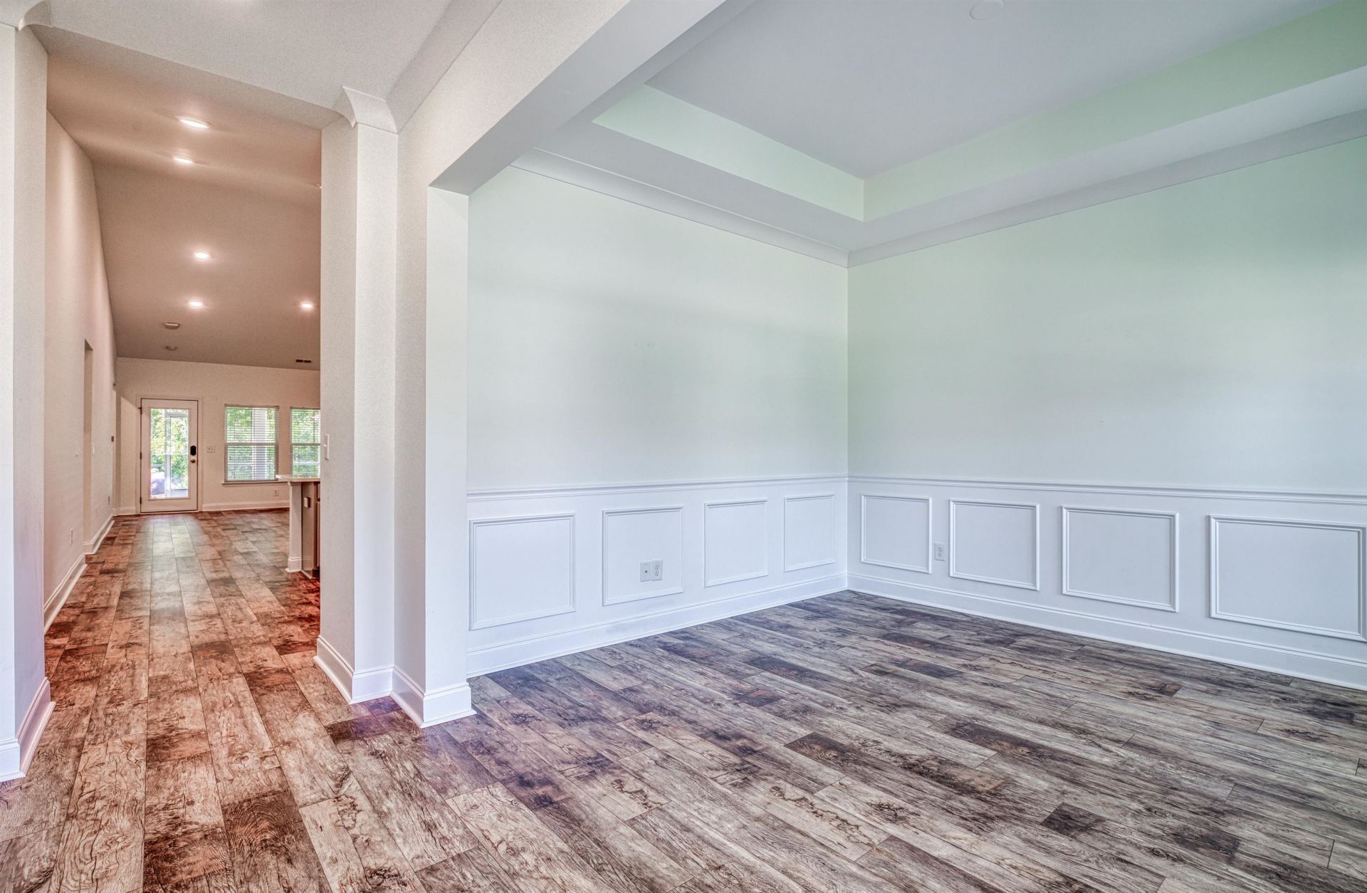 2632 Goldfinch Dr. Photo 5