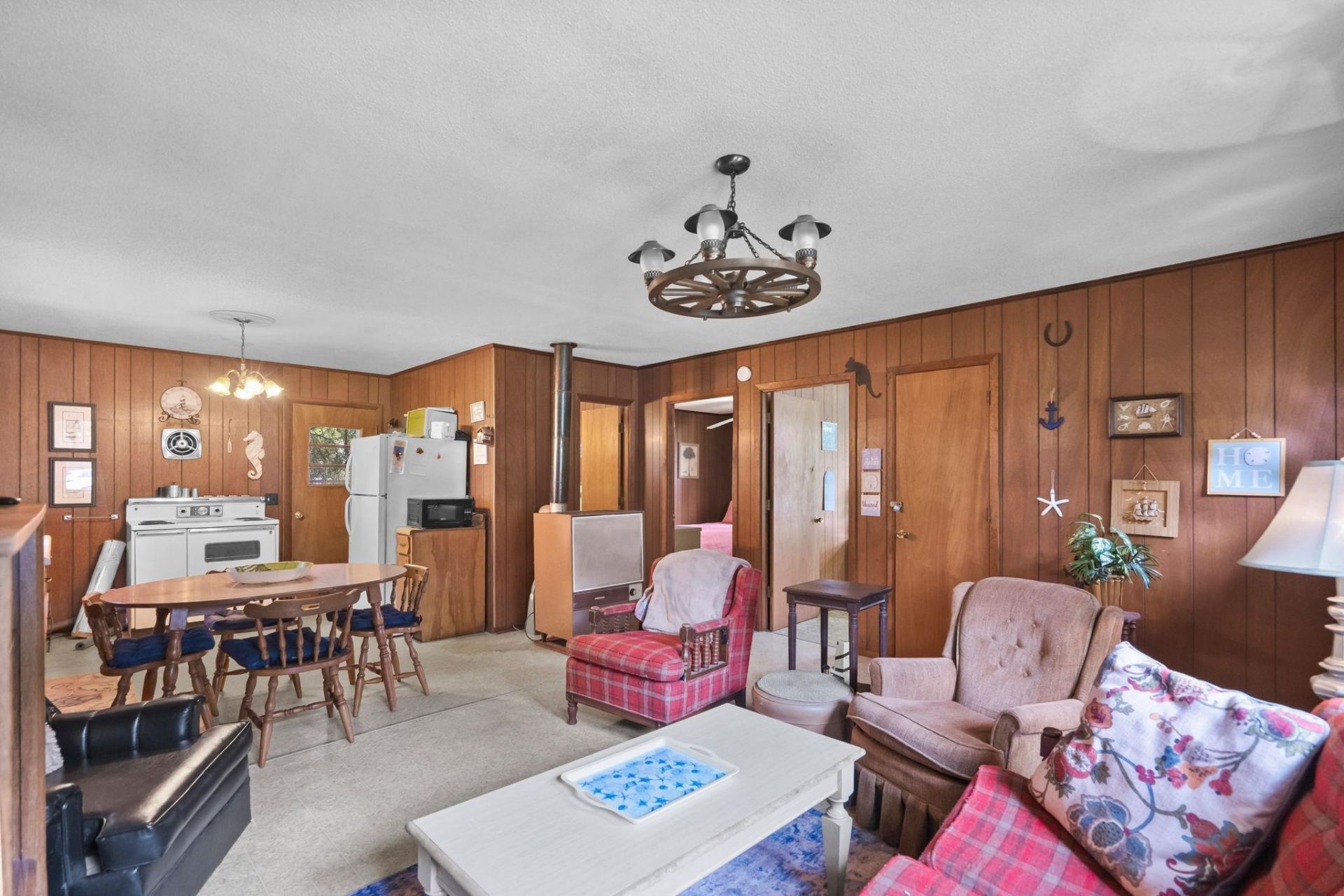 333 Sparrow Dr. Photo 10