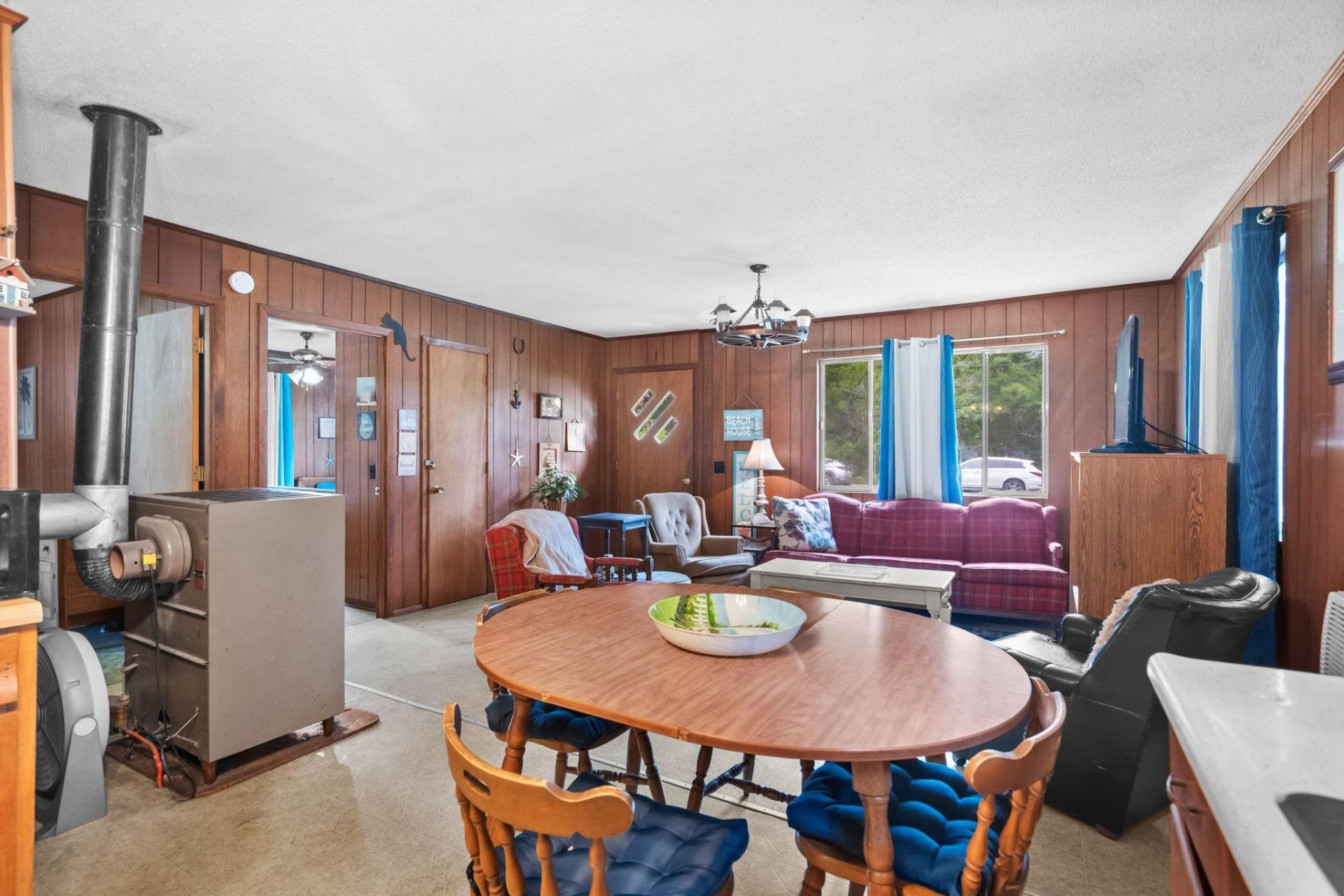333 Sparrow Dr. Photo 12