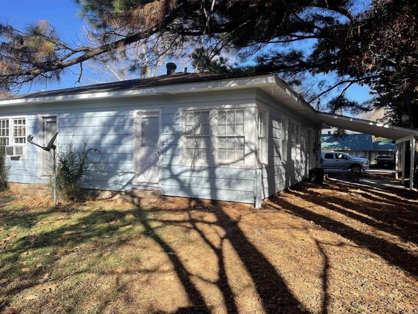 1107 Reynolds St Street, Clarksville, AR 72830