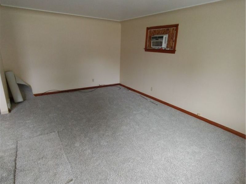 323 Marmion Avenue , Youngstown, OH 44507 Photo 3
