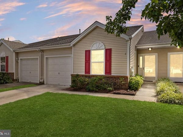 6 CLIFFORD DRIVE, MOUNT LAUREL, NJ 08054