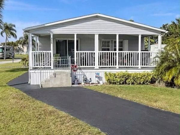 1701 SW 64th Way, Boca Raton, FL 33428