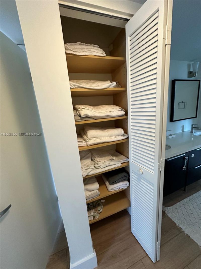 55 Ocean Lane Dr, Unit 2028, Key Biscayne, FL 33149 Photo