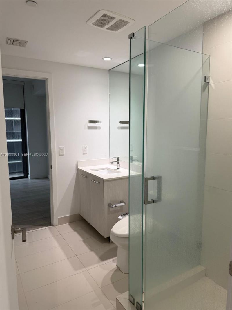 55 SW 9th St, Unit 2401, Miami, FL 33130 Photo