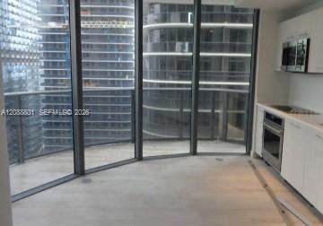 55 SW 9th St, Unit 2401, Miami, FL 33130 Photo