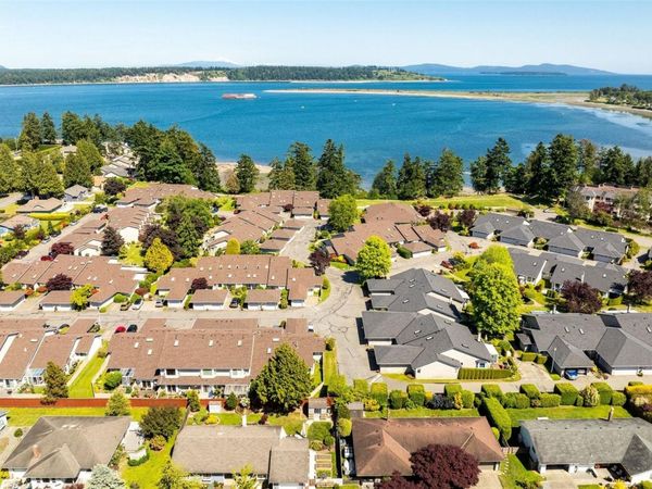 2600 Ferguson Rd , Unit #15, Central Saanich, BC V8M 2C1
