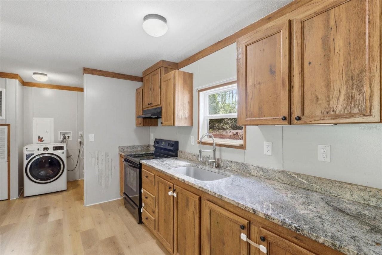 5709 S Leopard Point, Homosassa, FL 34446 Photo