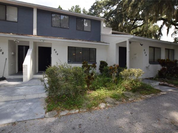 906 SUMTER STREET, LEESBURG, FL 34748