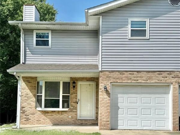 105 CHRISTINE Drive, Belleville, IL 62221