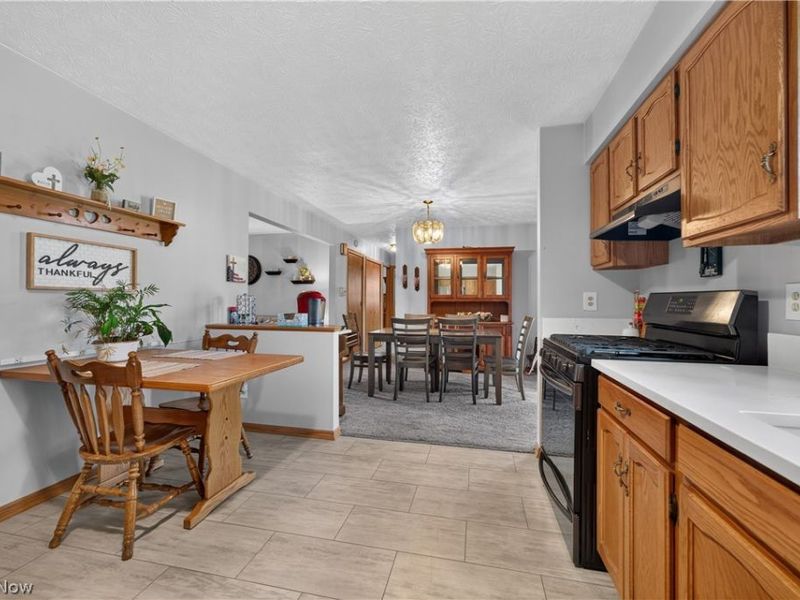763 Lockwood Road, Barberton, OH 44203 Photo 14