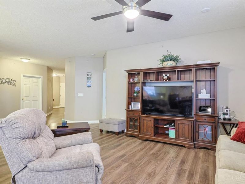 3510 Chestnut Park Lane, Miami Township, OH 45002 Photo 6